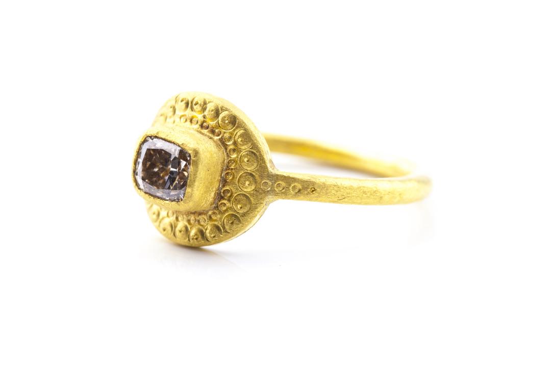 Ring in Feingold 999/- mit Diamant, punziert